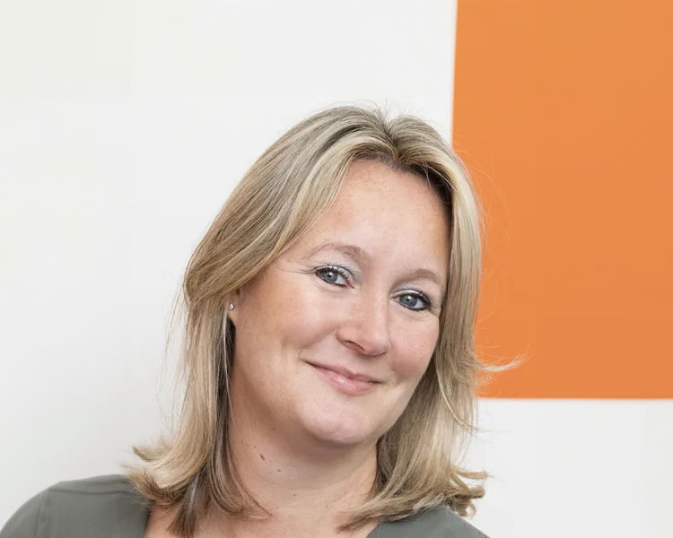 Danielle Schlumer Danielle Schlumer